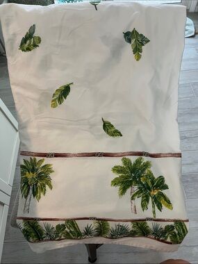 Palm Island 2003 VTG 100% cotton palm tree print table cloth white green leaves